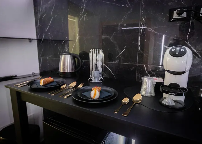 Palermo Luxury Rooms Black