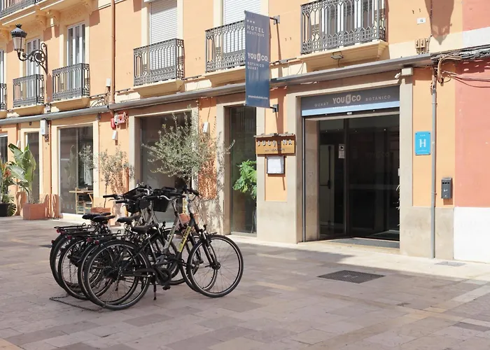 YOU&CO. J. Botánico Boutique Valenza