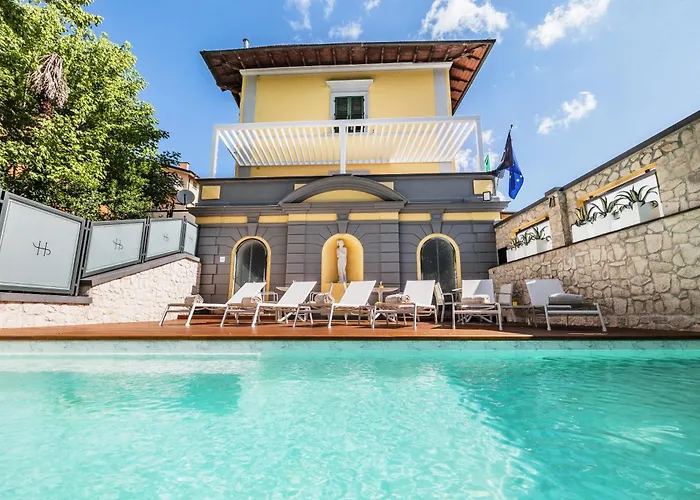 Lhp River Club Firenze