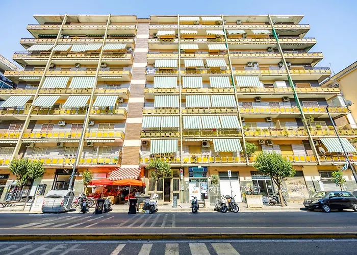 Carlo III Guest House Napoli