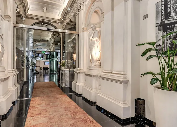 Hotel La Griffe Roma