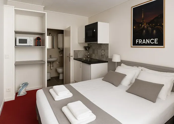 Hotel Du Parc Montsouris Parigi