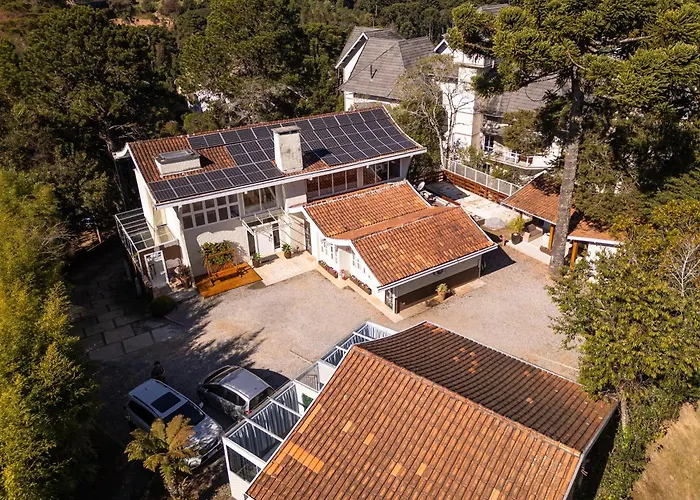 Casa Sabor Chocolate - Bed And Breakfast Campos do Jordão