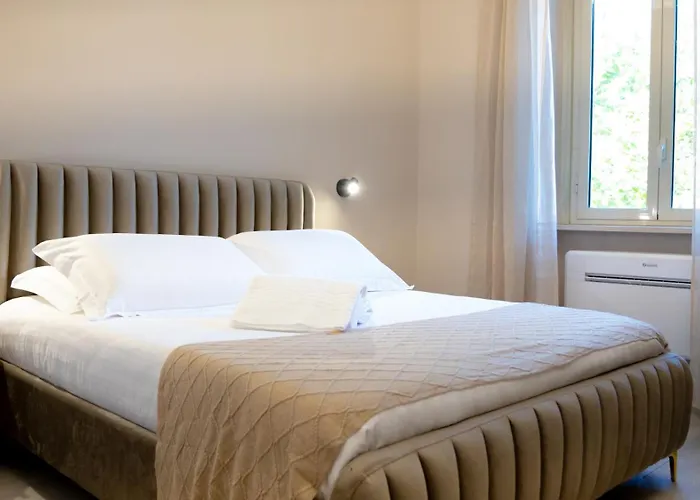 Suites 215 Colosseum - Guesthouse Roma