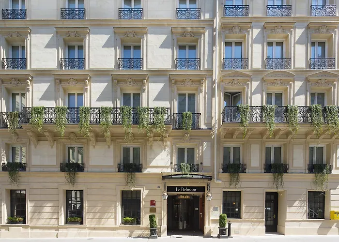 Hotel Le Belmont Parigi