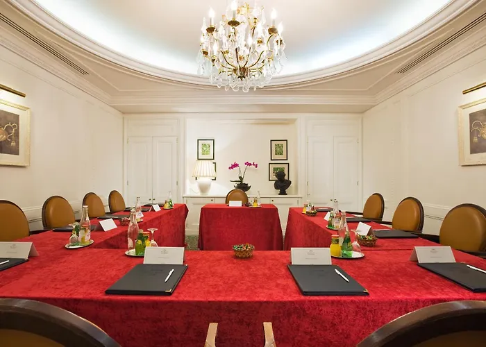 Hotel Francois 1Er París