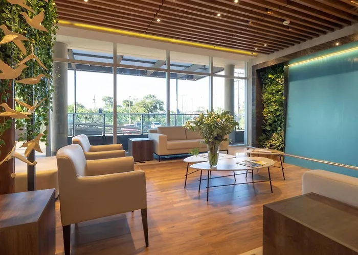 Dazzler By Wyndham Ciudad Del Este