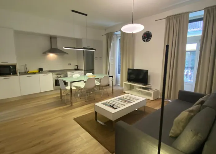 CH Six Rooms Relatores Madrid