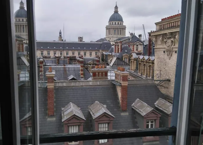 Hotel Cluny Sorbonne Parigi