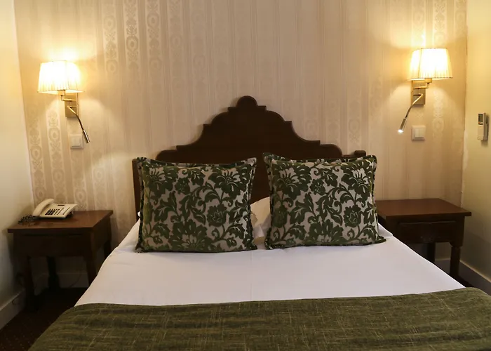 Hotel Dom Sancho I Lisbona