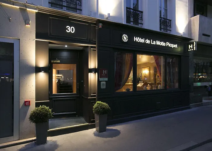 Hotel De La Motte Picquet París
