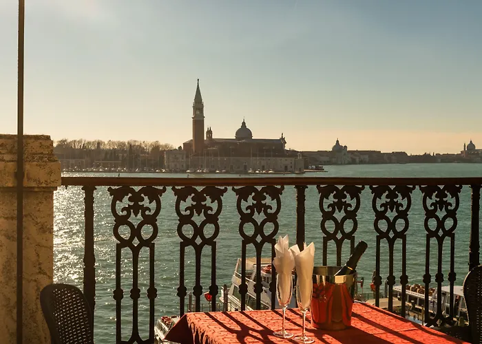 Hotel A Tribute To Music Residenza Venecia