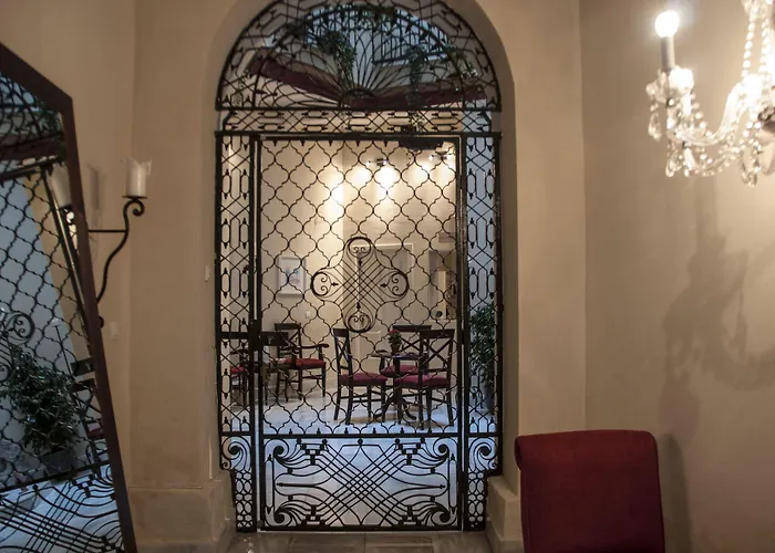 Hostal Callejon Del Agua Siviglia