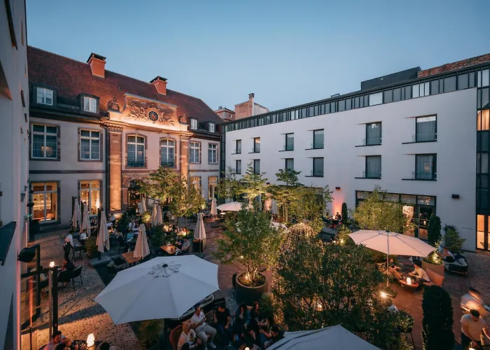 Hôtel LÉONOR the place to live Estrasburgo