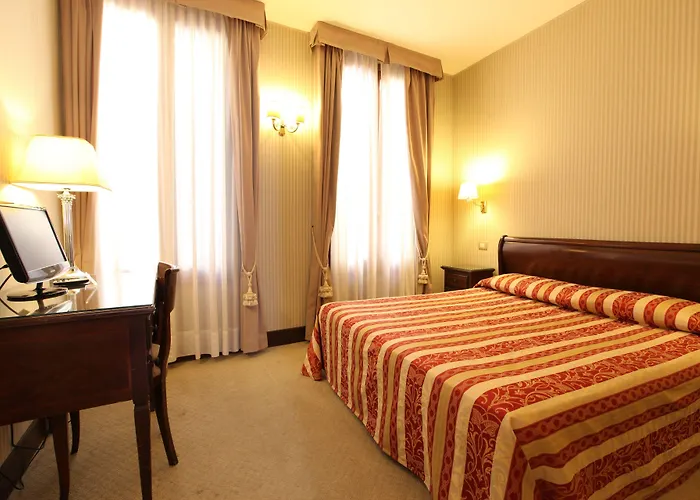 Bed and Breakfast Residenza Goldoni Venezia