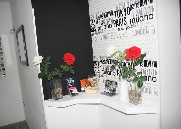 Hostal Mh Fuencarral Madri