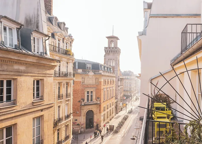 Hotel Le Petit París