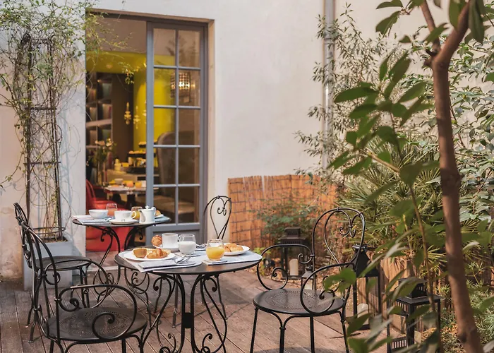 Hotel Le Petit París