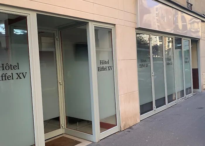 Hotel Eiffel XV París
