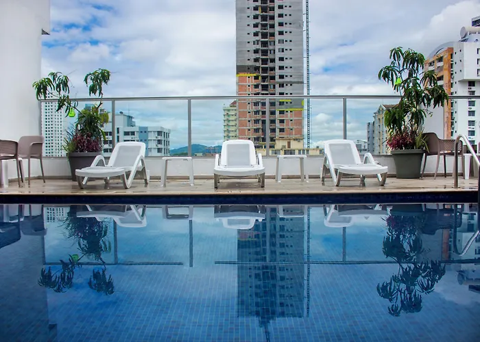 Hotel Ramada By Wyndham Panama Via Argentina