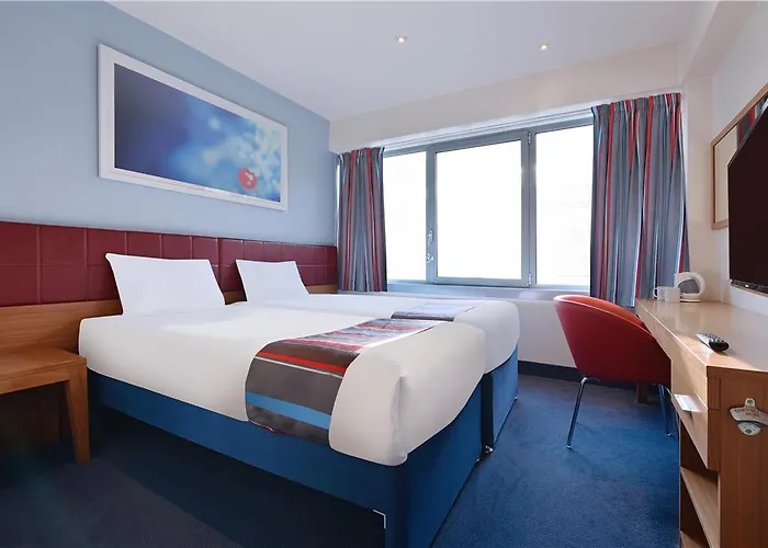 Comfort Hotel Tower Of Londra