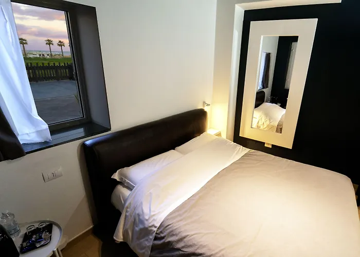 Bed and Breakfast La Palma Del Sol-Parcheggio privato Barletta