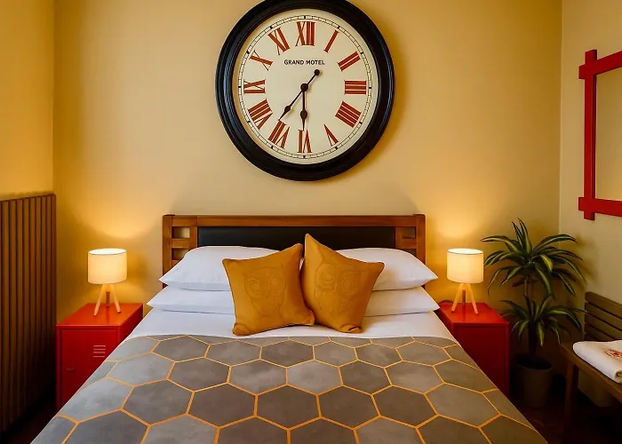 Bobotel Rooms In City Center Firenze