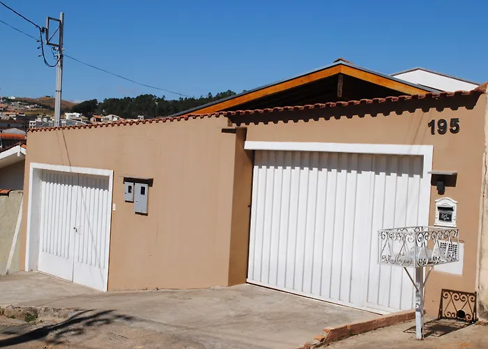 Corona Hostel Poços de Caldas