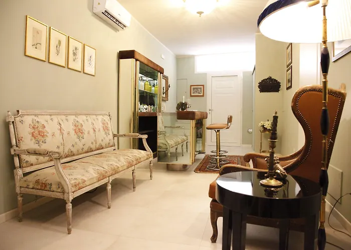 Juliet'S Nest In Verona