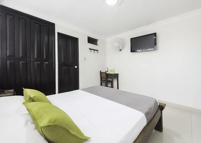 Ayenda 1120 Hotel Comercial Pereira