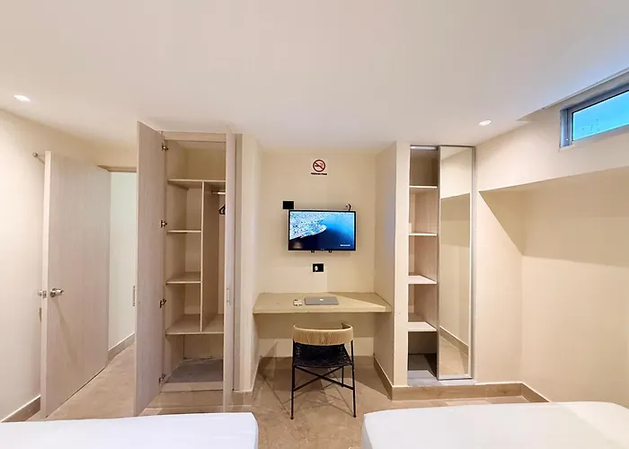 Hotel The Host At Santa Marta