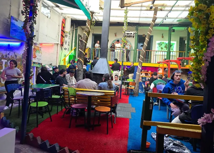Hostal Gastro Bar Casa Colibrí Bogotá