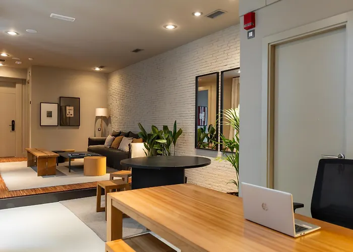 Uma Suites Pau Claris Barcelone