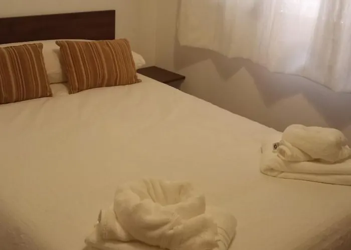 Caserío de Aljibillos 5 hab 8 camas 4 baños Toledo