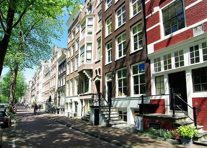 1637: Historic Canal View Suites Ámsterdam
