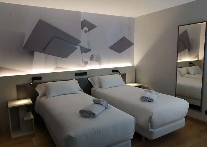 Hotel NERU con Encanto León