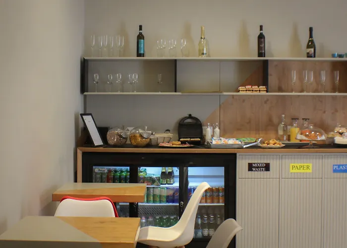 Hotel Be Italian Flat Piazza Bovio 22 Napoli