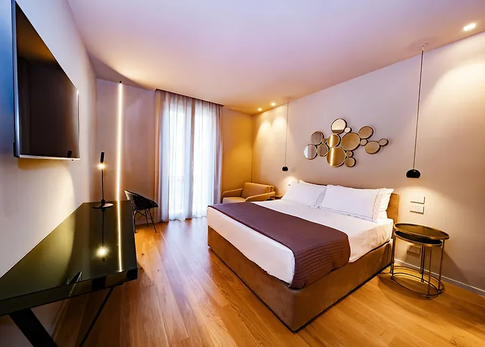 Elite Accommodations & Hydromassage Pool Reggio Calabria
