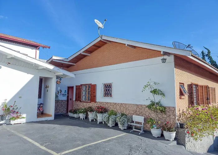 Pousada Helebastian Campos do Jordão