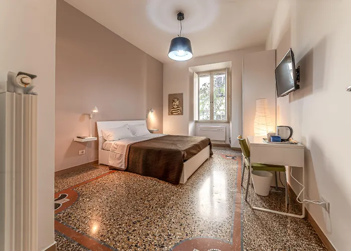 Azzurra B&B - Metro Lodi Roma