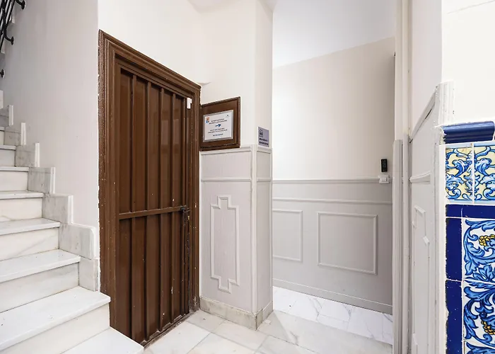 Aparthotel Smartr Atocha Reina Sofia Madrid