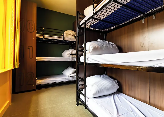 Publove @ The Rose & Crown Londres