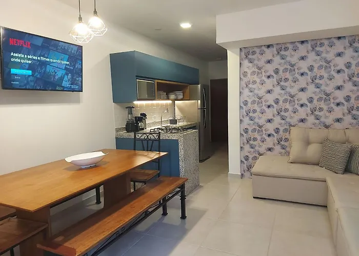 Yara - 4 suítes , Frente Praia, piscina em raia, Churrasqueira, Garagem, Wi-Fi Paraty