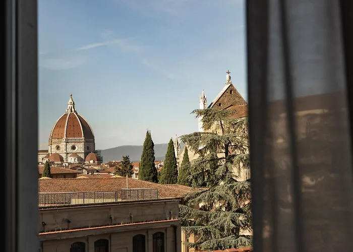 Plaza Hotel Lucchesi Florencia