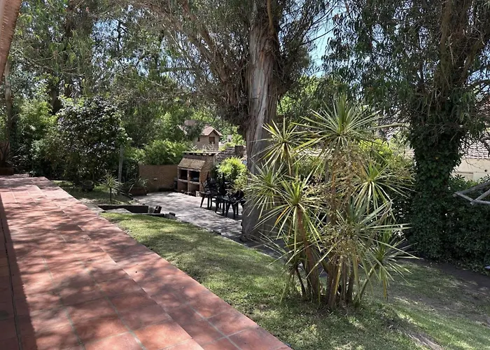 Monserrat Bungalows Con pileta y parrilla Pinamar