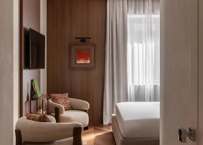 NAMAN HOTELLERIE - Condotti Roma
