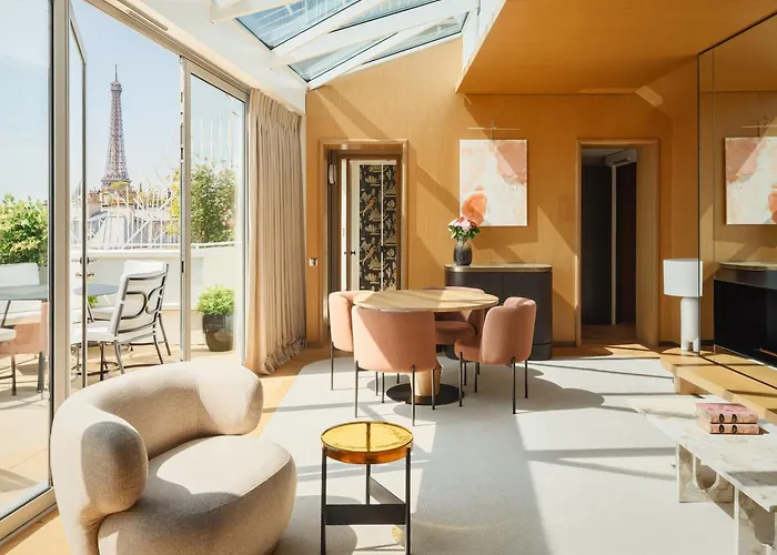 Hôtel De Sers Champs Elysées París