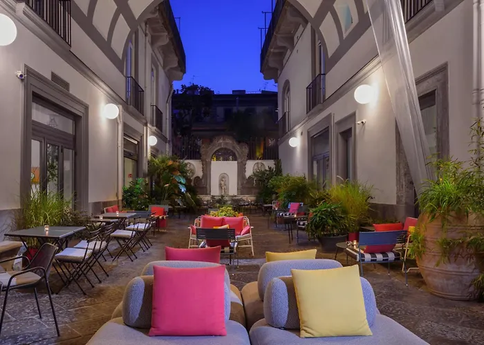 Hotel Piazza Bellini&Apartments Napoli