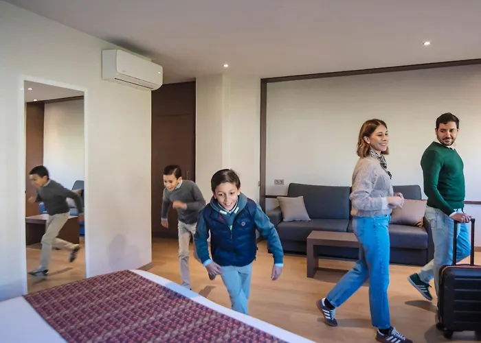 Hotel Granada By Pierre & Vacances