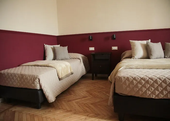 Albergo Garisenda Con Terrazza Panoramica Sulle Due Torri Bolonia